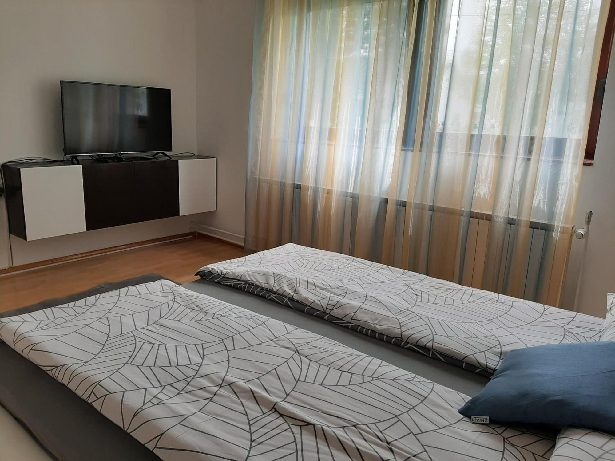 Ars Duo Appartement Novi Sad Buitenkant foto