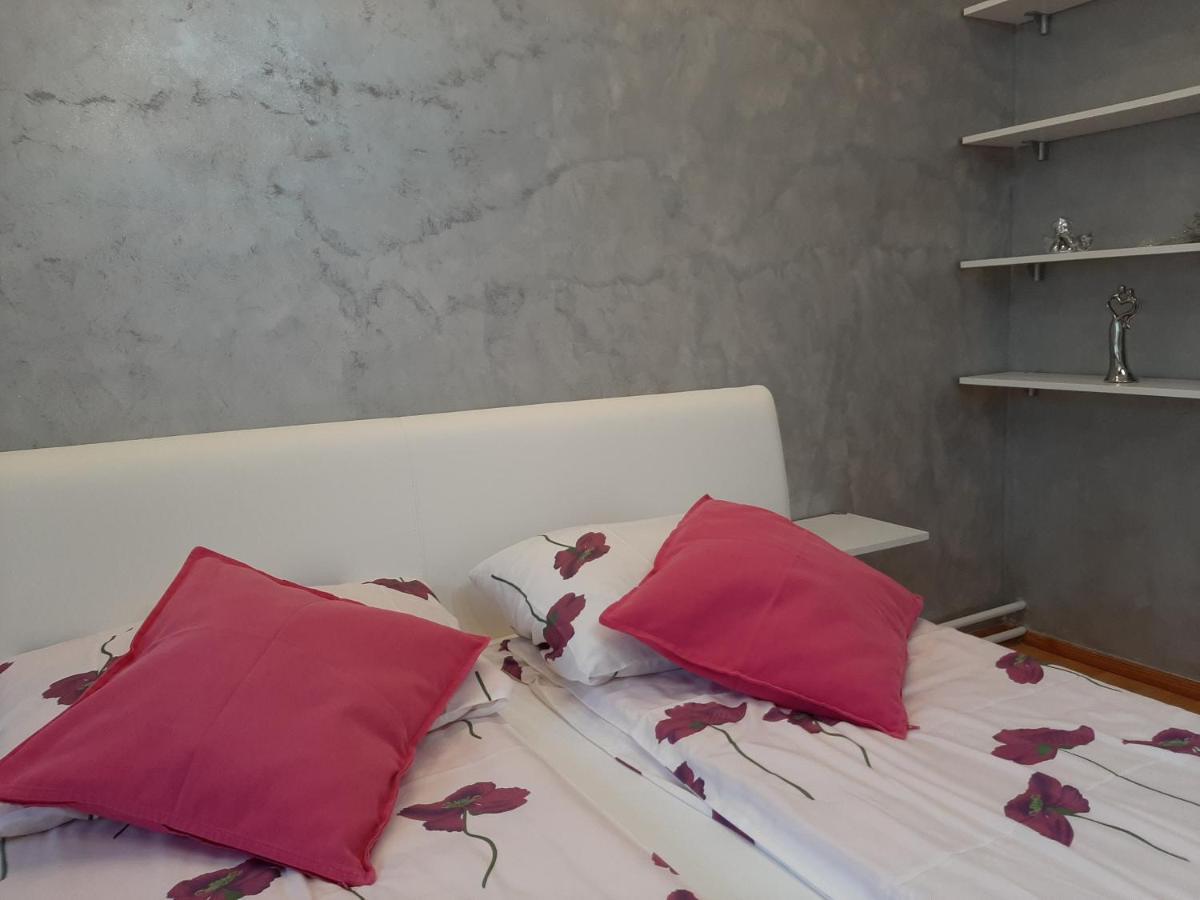 Ars Duo Appartement Novi Sad Buitenkant foto
